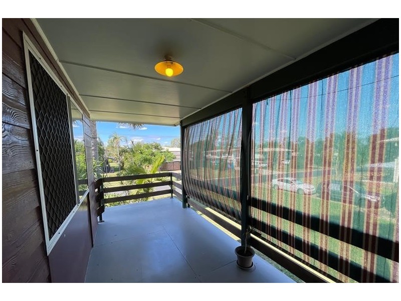 14 Brock Crescent, Dysart QLD 4745