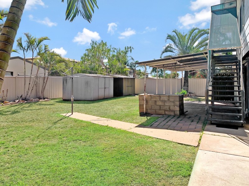 35 Cuthbert Street, Moranbah QLD 4744