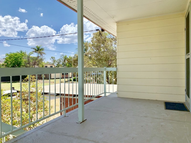 25 Yeates Street, Moranbah QLD 4744