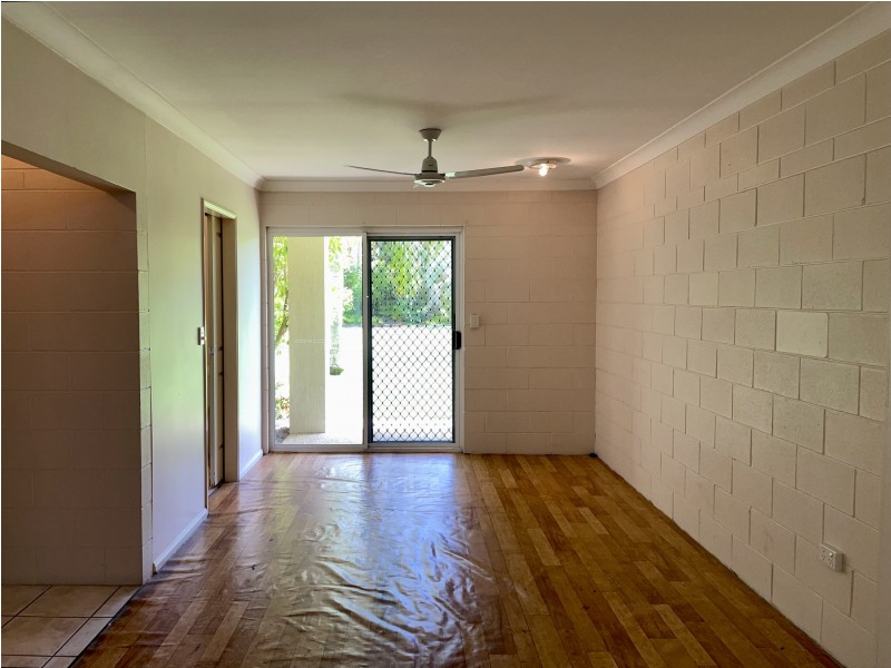 2/11 Bridge Road (Egret Block), East Mackay QLD 4740