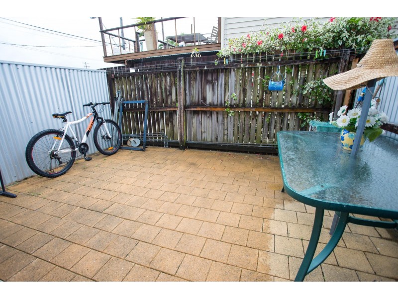 1,3,8/331 Shakespeare Street, Mackay QLD 4740