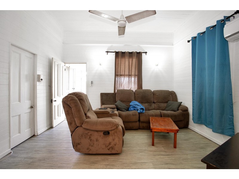 5 Byron Street, Mackay QLD 4740