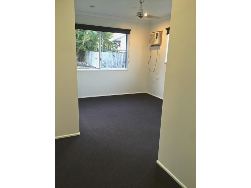 99 Waverley Street, Bucasia QLD 4750