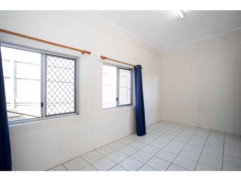 4 Pollock Street, North Mackay QLD 4740