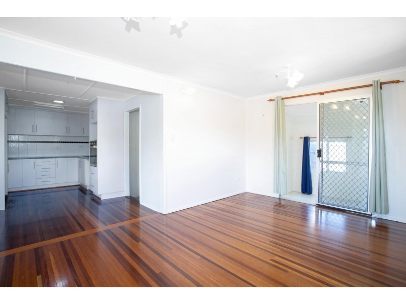 4 Pollock Street, North Mackay QLD 4740
