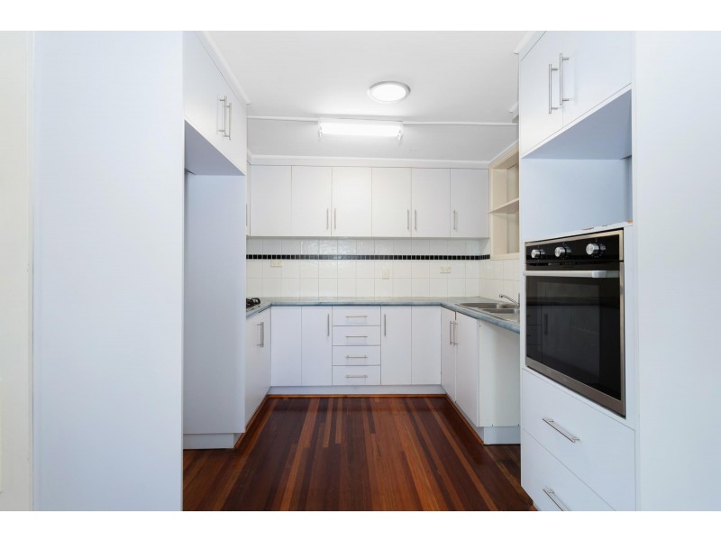 4 Pollock Street, North Mackay QLD 4740