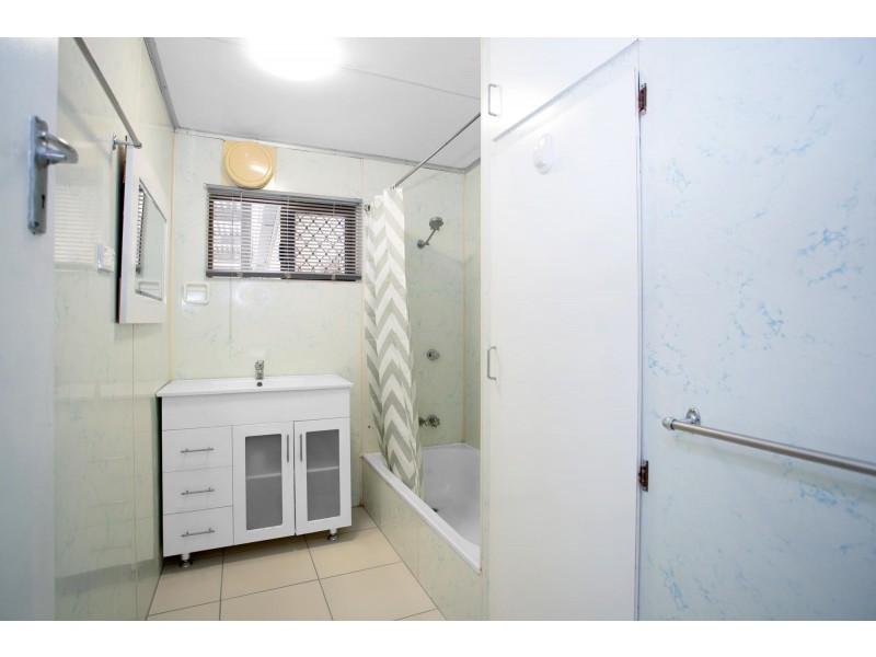 4 Pollock Street, North Mackay QLD 4740