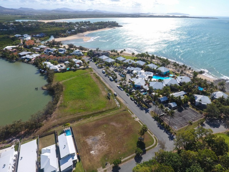 61 Admiral Drive, Dolphin Heads QLD 4740