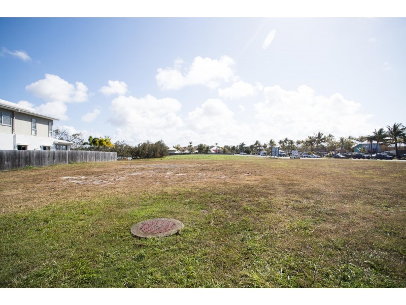 61 Admiral Drive, Dolphin Heads QLD 4740