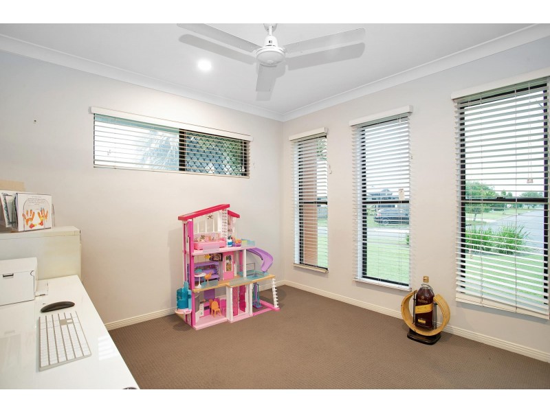 15 Argos Street, Ooralea QLD 4740