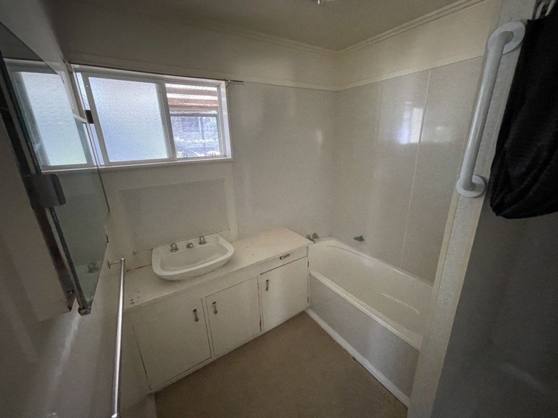 50 Beardmore Cres, Dysart QLD 4745