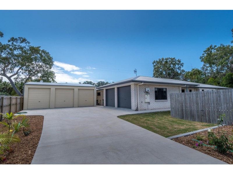 5 Rosemarie Court, Armstrong Beach QLD 4737