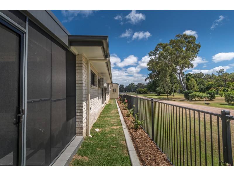 5 Rosemarie Court, Armstrong Beach QLD 4737