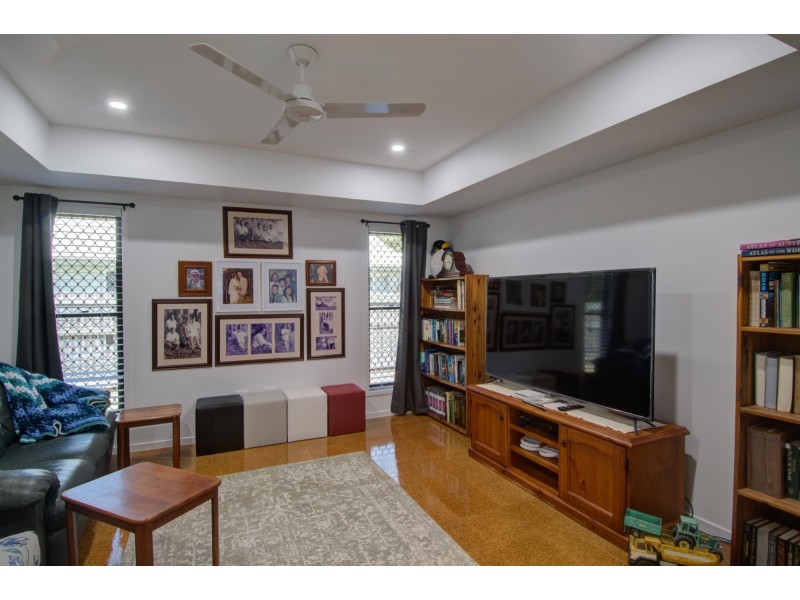 5 Rosemarie Court, Armstrong Beach QLD 4737