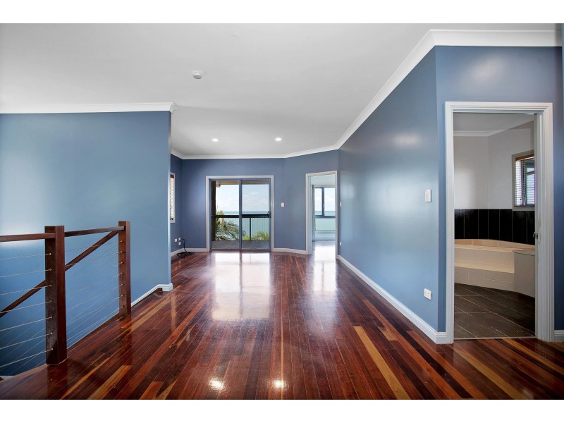 4 Ian Wood Drive, Dolphin Heads QLD 4740