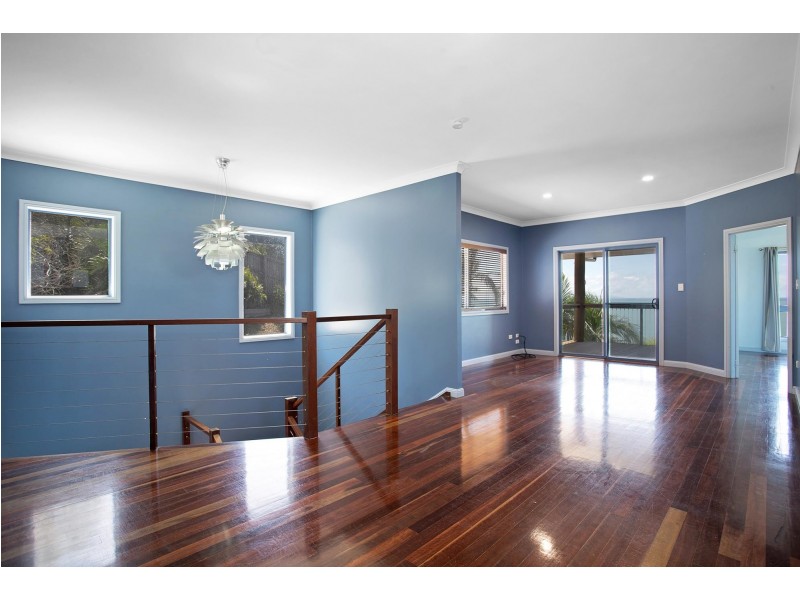 4 Ian Wood Drive, Dolphin Heads QLD 4740