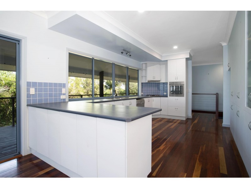 4 Ian Wood Drive, Dolphin Heads QLD 4740