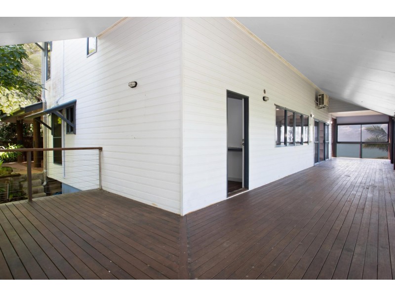 4 Ian Wood Drive, Dolphin Heads QLD 4740