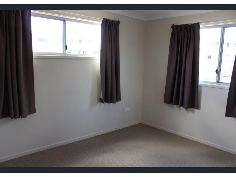 1/7 Hannay Street, Moranbah QLD 4744