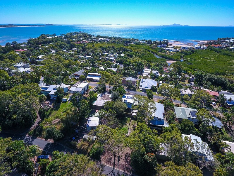 9 Amstead Street, Eimeo QLD 4740