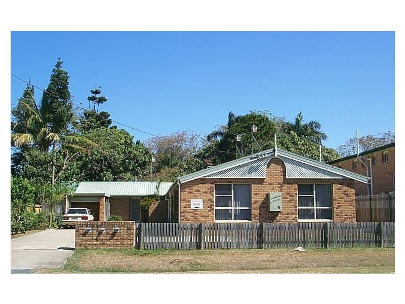 2/5 Park Street, East Mackay QLD 4740