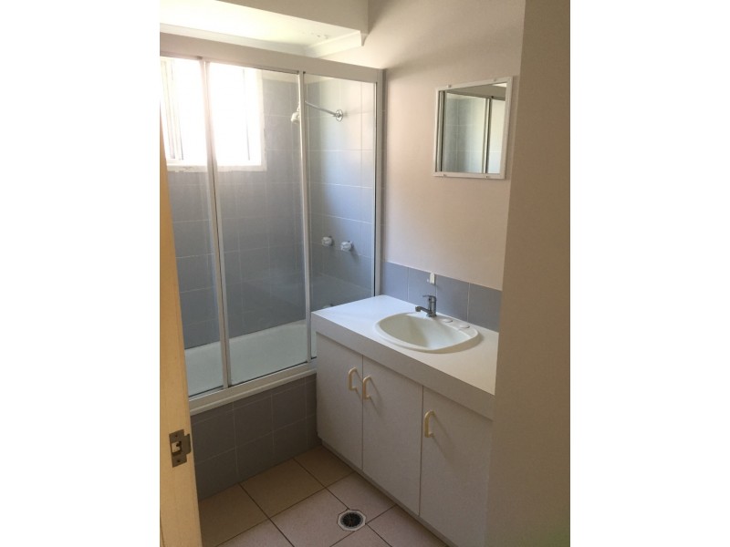 2/5 Park Street, East Mackay QLD 4740