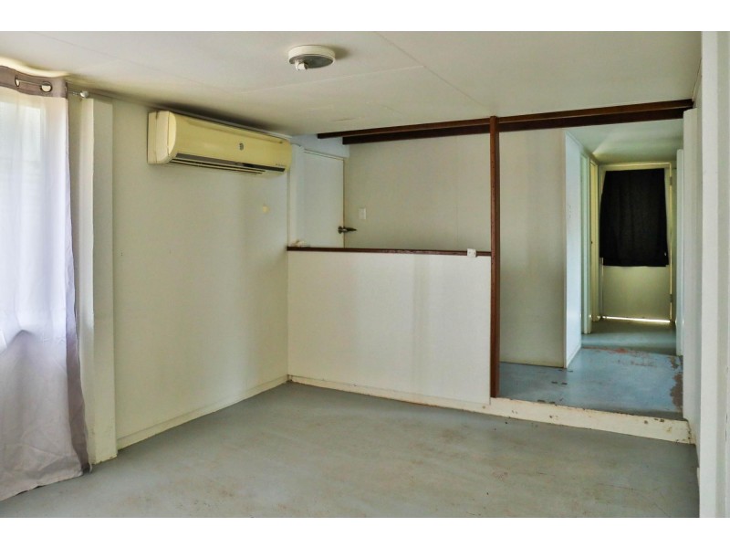 11 Renier Crescent, Moranbah QLD 4744