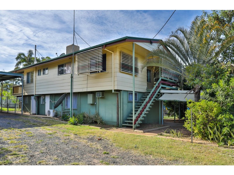 11 Renier Crescent, Moranbah QLD 4744