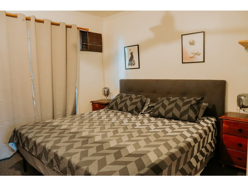 2 Cook Court, Moranbah QLD 4744