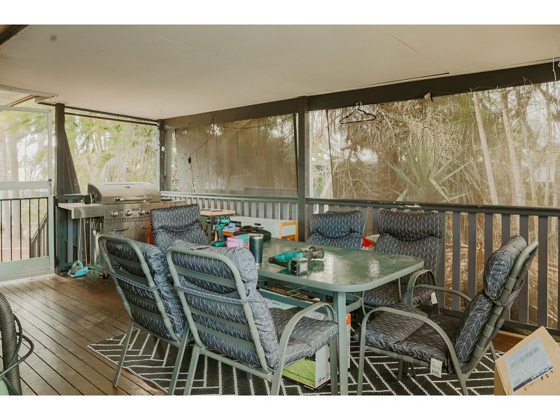 2 Cook Court, Moranbah QLD 4744