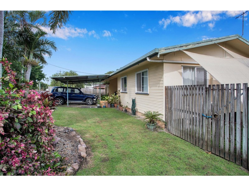 4 Hill End Road, Glenella QLD 4740