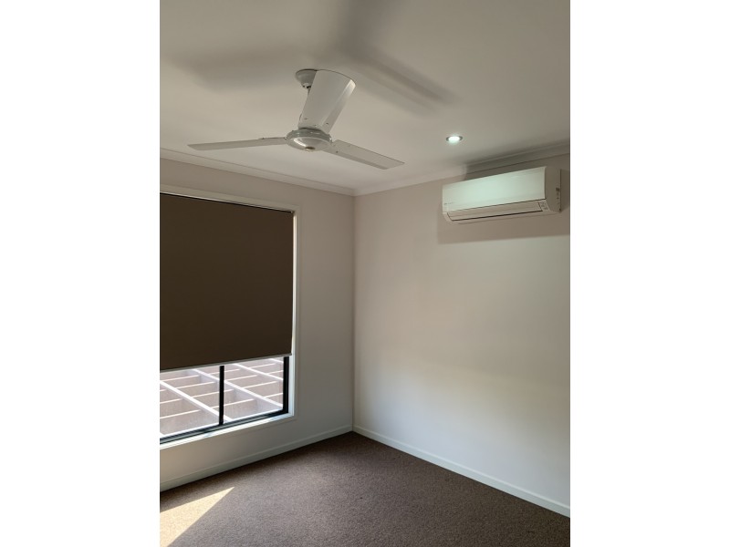 4/11 MacPherson Street, Moranbah QLD 4744