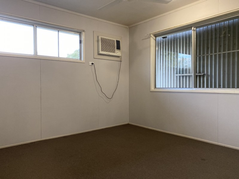 2 Hannan Drive, Moranbah QLD 4744