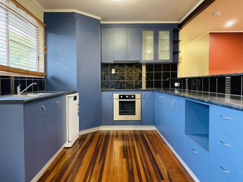 2 Hannan Drive, Moranbah QLD 4744