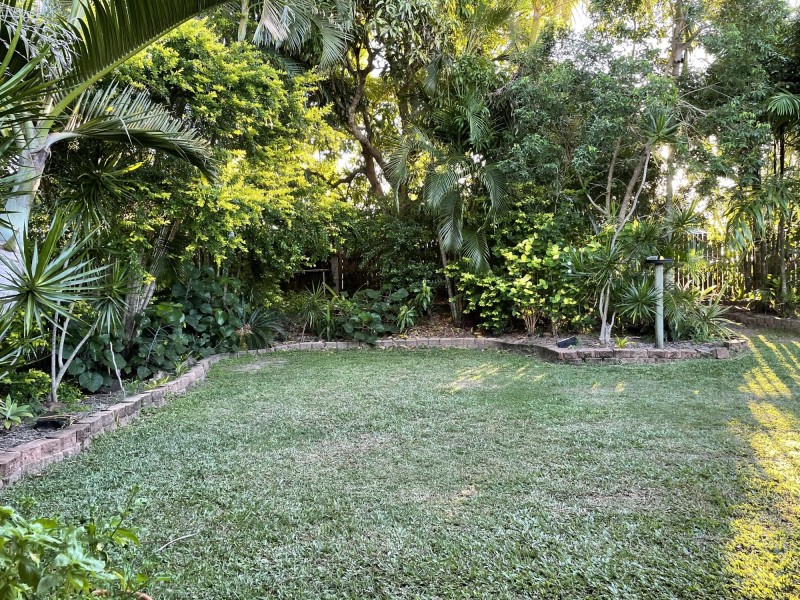 5 Muldoon Court, Eimeo QLD 4740