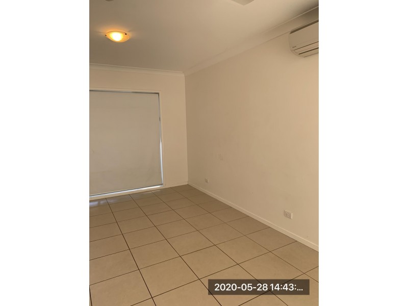 1/4 (13) Matheson Crt, Middlemount QLD 4746