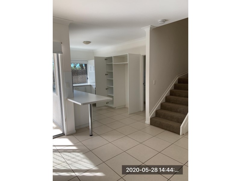 1/4 (13) Matheson Crt, Middlemount QLD 4746