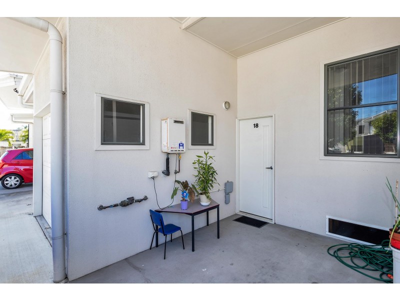 18/19-23 Stevenson Street, South Mackay QLD 4740