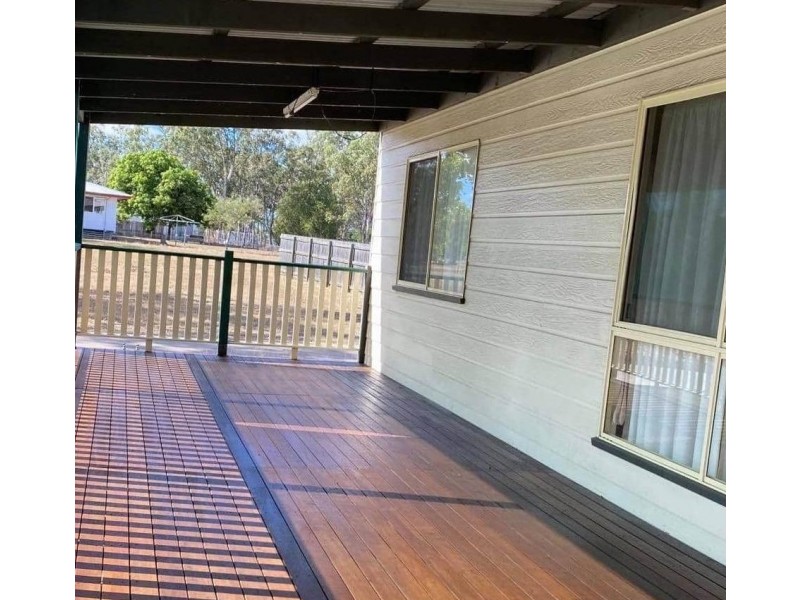 21B Beresford Crescent, Dysart QLD 4745