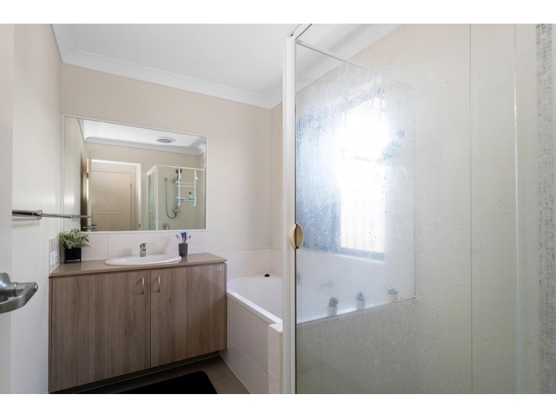 57 Scarborough Circuit, Blacks Beach QLD 4740