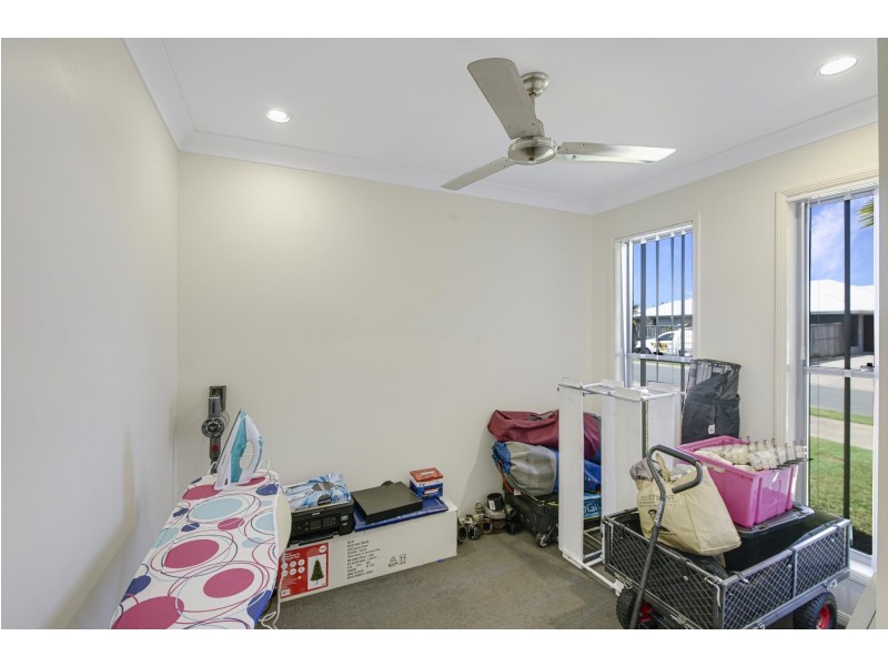 55 Scarborough Circuit, Blacks Beach QLD 4740