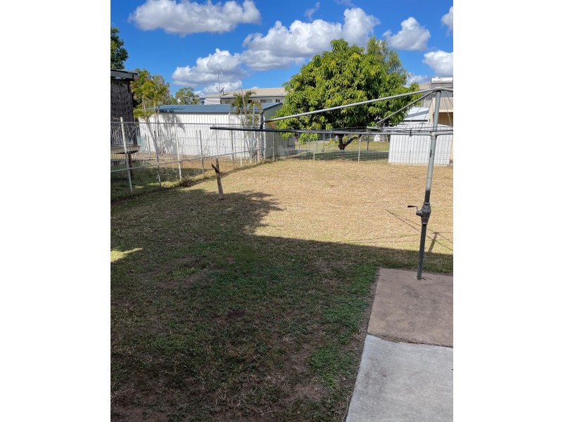 2 McMullen Court, Dysart QLD 4745