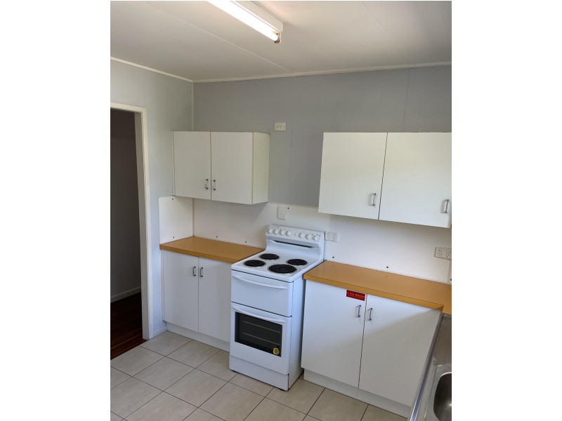 2 McMullen Court, Dysart QLD 4745