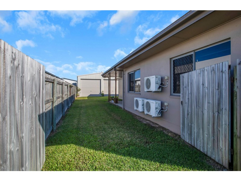 9 Eros Crt, Ooralea QLD 4740