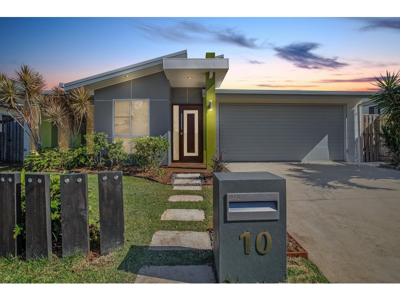 10 Montgomery Street, Rural View QLD 4740