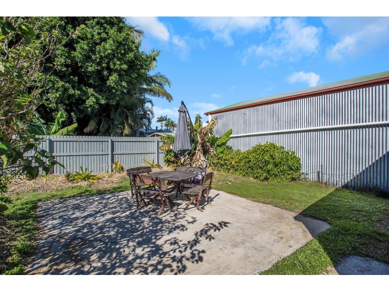 5 Hinton Street, Mackay QLD 4740