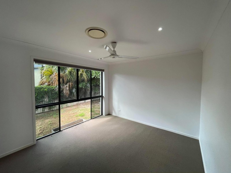 17 MacPherson Street, Moranbah QLD 4744
