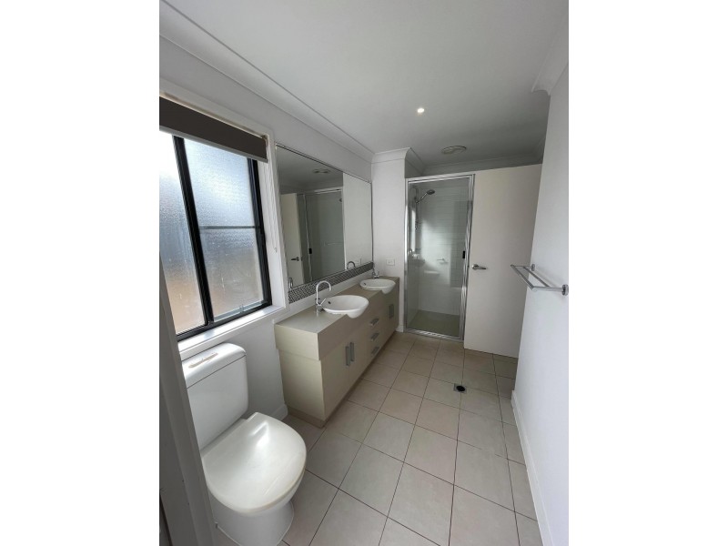 17 MacPherson Street, Moranbah QLD 4744
