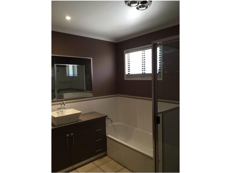 1 Norton Crt, Moranbah QLD 4744