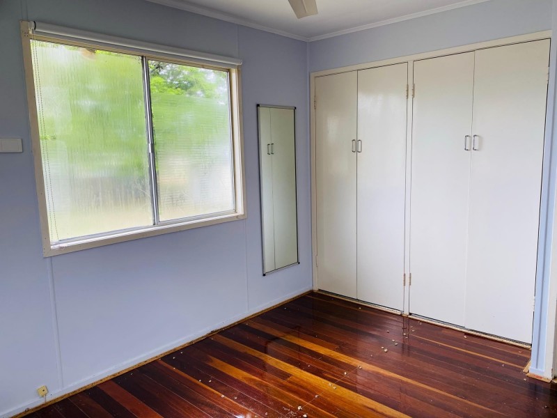 11 Singleton Street, Dysart QLD 4745